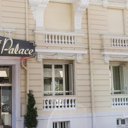 Hotel Little Palace Dibrugarh Esterno foto