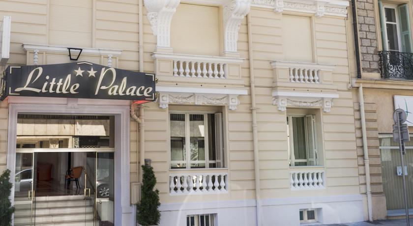 Hotel Little Palace Dibrugarh Esterno foto