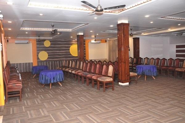 Hotel Little Palace Dibrugarh Esterno foto